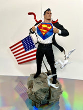 Load image into Gallery viewer, Iron Studios DC Comics - SUPERMAN CLARK KENT Art 1/10 Scale Statue