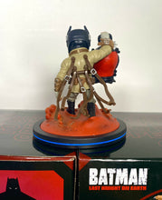 Load image into Gallery viewer, Q-Fig Elite Batman: Last Knight on Earth Diorama Figure by Quantum Mechanix