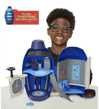 Load image into Gallery viewer, 2019 Mega Man Fully Charged Mega Buster Lab 14-Piece Transforming Playset