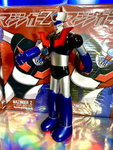 Load image into Gallery viewer, SD Toys MAZINGER Z 12&quot; Figure w/ Light Up Eyes &amp; Chest
