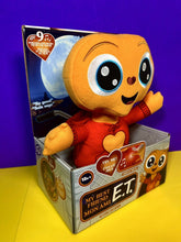 Load image into Gallery viewer, 2023 Toomies E.T. The Extra-Terrestrial My Best Friend E.T. — 40th Anniversary