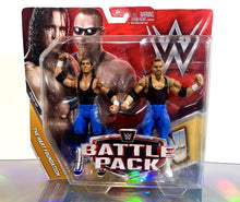 Load image into Gallery viewer, 2017 WWE Core Collection Battle Pack- BRET HART &amp; JIM NEIDHART - HART FOUNDATION