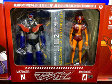 Load image into Gallery viewer, SD Toys MAZINGER Z +  APHRODITE A - 7” Figure 2-Pack Set
