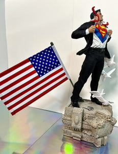 Iron Studios DC Comics - SUPERMAN CLARK KENT Art 1/10 Scale Statue