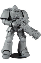 Load image into Gallery viewer, 2021 McFarlane Toys Warhammer 40,000 Figure: PRIMARY SPACE MARINE HELLBLASTER